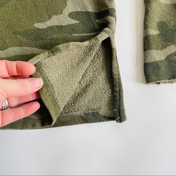 Current Elliott The Ruffle Sleeve Camouflage French Terry Top Size 1 US S - Picture 5 of 7